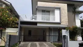 Rumah 2 Lantai+Swiming Poll Di Cluster Hiltop Sentul City