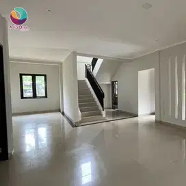Rumah hoek 2 lantai mewah akses pintu tol kota wisata