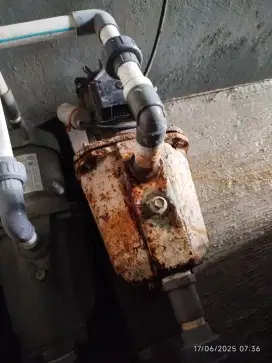 POMPA AIR SEMI JETPUMP BERFUNGSI MESIN NYALA