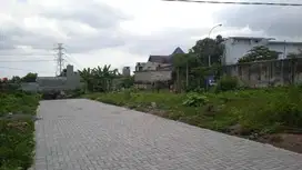 Dekat Pakuwon Mall, Tanah SHM 136m² Kaliurang Km 7 Jogja cocok Kos-an