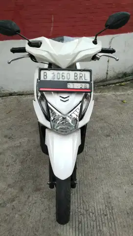 Jual Honda beat fi injeksi tahun 2013 lengkap pajak hidup