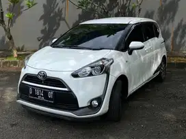 Service Record Toyota Sienta V AT 2018 Putih Bergaransi