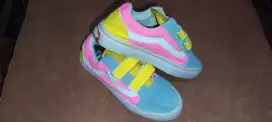 Sepatu Anak Vans Size 32
