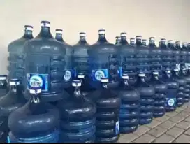 Jual AQUAa GALLON air KOSONG ATAU ISI