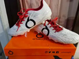 Sepatu Bola Ortus Eight Forte Meteor FG Size 43