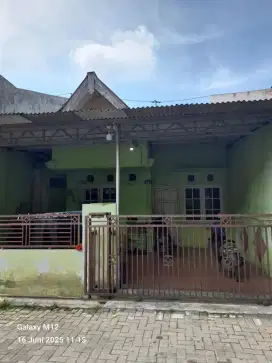 Rmh tinggal SHm. Luas 105m2 luas bangunan 85m2