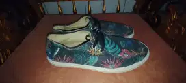 Sepatu Vans Size 43