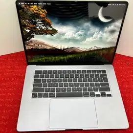 Macbook Air 15 inch 2024 M3 MXD13