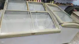 Freezer box sleding kaca