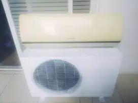 Ac samsung 1/2 pk low watt bergaransi. Bukan lg, sharp, daikin.