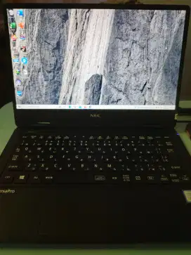 Laptop Lenovo NEC Slim Ringan