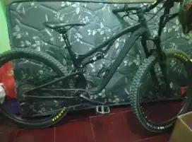 Thrill richochet 1.0 black special edition