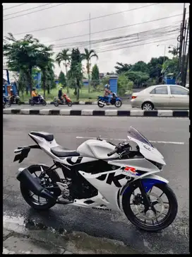 Suzuki GSX R150 Tahun 2017