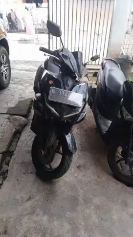 dijual aerox 155 cc warna hitam