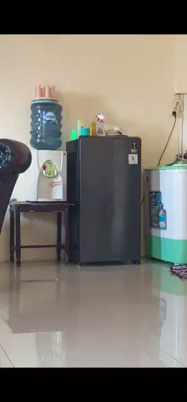 kulkas aqua 1 pintu