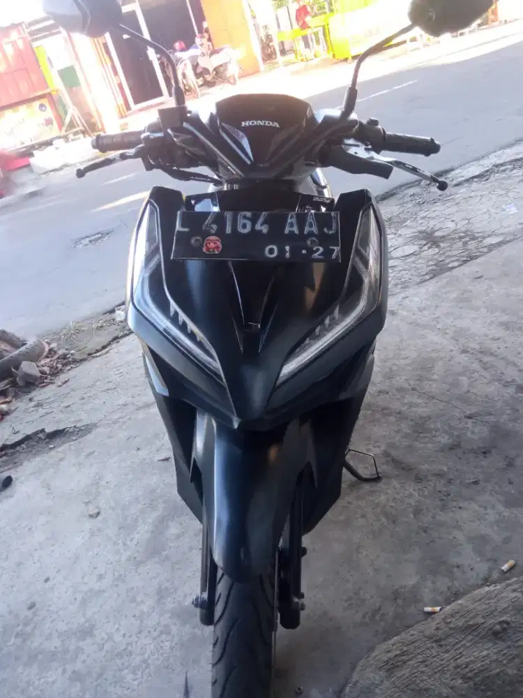 Vario CBS ISS indiling stop warna hitam dop Rp 19000000