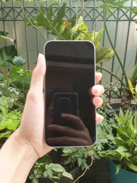 Dijual iPhone 14 ex iBox