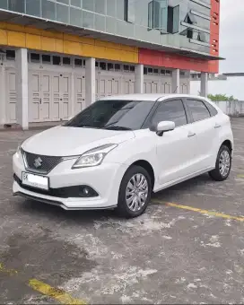 Suzuki Baleno Hatchback AT