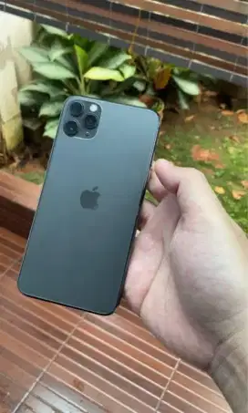 iPhone 11 pro max 256GB WiFi only