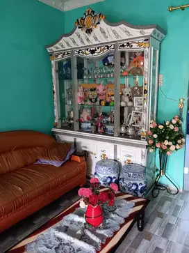 DIJUAL CEPAT LEMARI HIAS