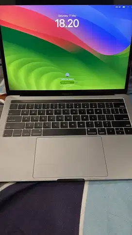 Macbook Pro 2018 Touchbar SSD 256GB