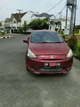 Dijual Mitsubishi Mirage 2015