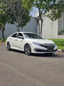CASH! Civic ES sedan 1.5 TC Turbo 2020