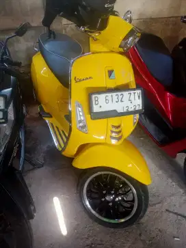 Vespa sprint iget 150 abs
