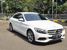 Mercedes Benz C200 Avangart putih