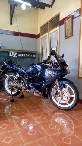 Kawasaki ninja rr old tahun 2008