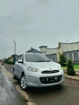 TDP 8 JT!! FIRST HAND SERVICE RUTIN RESMI. MARCH XS 1.2 MATIC 2011