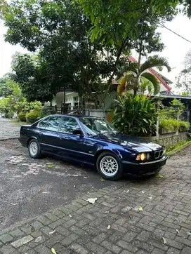 BMW 530i 1997 Bensin