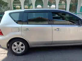 Nissan Livina 2008 Bensin