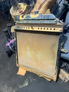 RADIATOR/INTERCOOLER ISUZU GIGA HINO LOHAN