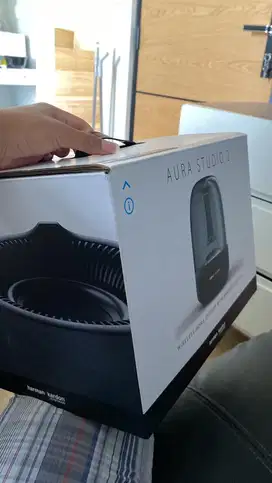 Harman/Kardon studio 2 (like new)