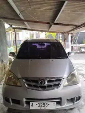 Avanza G Matic 2010