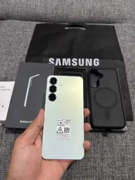 Samsung S25 sein on 1 thn