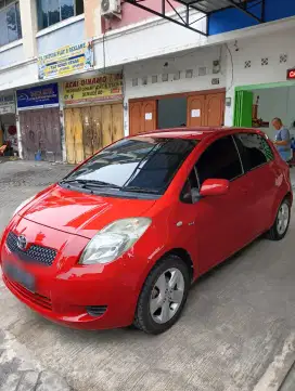 Toyota yaris E metik thn 2006