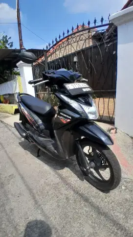 Bismillah jual honda beat thn 2013