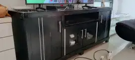 Meja TV  hitam panjang 1.5 m