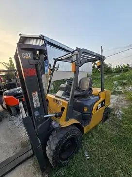 Forklift Caterpillar 3 Ton,Manual,3 Meter,Mesin S4S,Tahun 2018