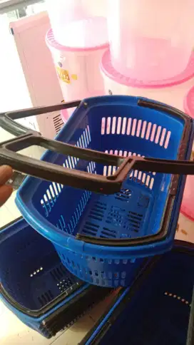Di jual keranjang minimarket mulus
