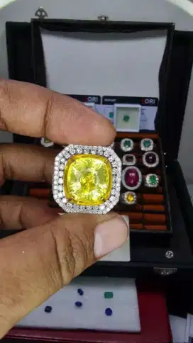 Permata Yellow Sapphire Ring Emas Berlian