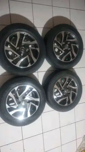 Jual cepat velg Avanza Veloz ring 15