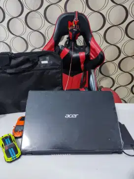Laptop Acer Extensa 215-52 GEN 10 DDR 4 MULUS LIKENEW RAM 20GB/SSD 256