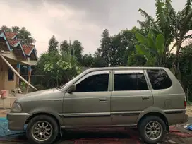 Toyota Kijang 2003 Bensin