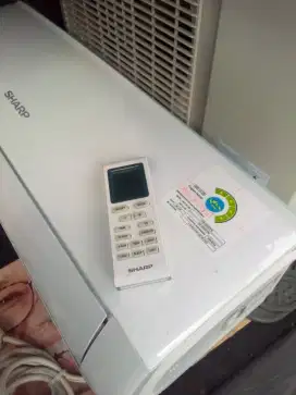 Ac bekas Sharp digital r32 1/2pk+pasang garansi