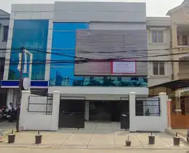 Dijual Ruko Komersial Gandeng (3 unit) 3 Lantai ,Danau Agung 2 Sunter
