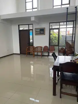 Di Jual Rumah 2 Lantai Hoek Di Pharmindo Cimahi Selatan