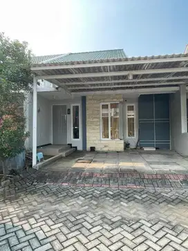 Disewakan rumah dian regency tahap 2 full furnish dkt araya